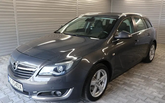 lidzbark warmiński Opel Insignia cena 41400 przebieg: 112000, rok produkcji 2015 z Lidzbark Warmiński